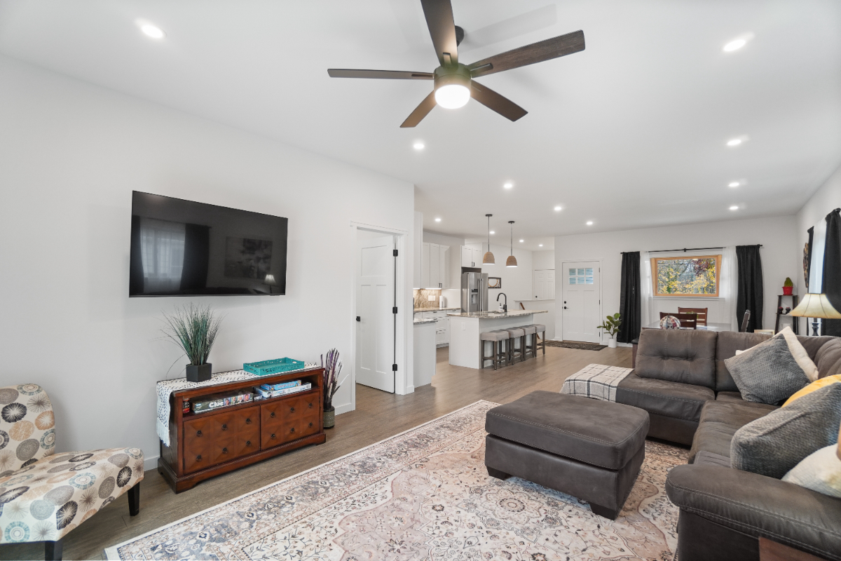 23603 Sprague Rd - Photo 3