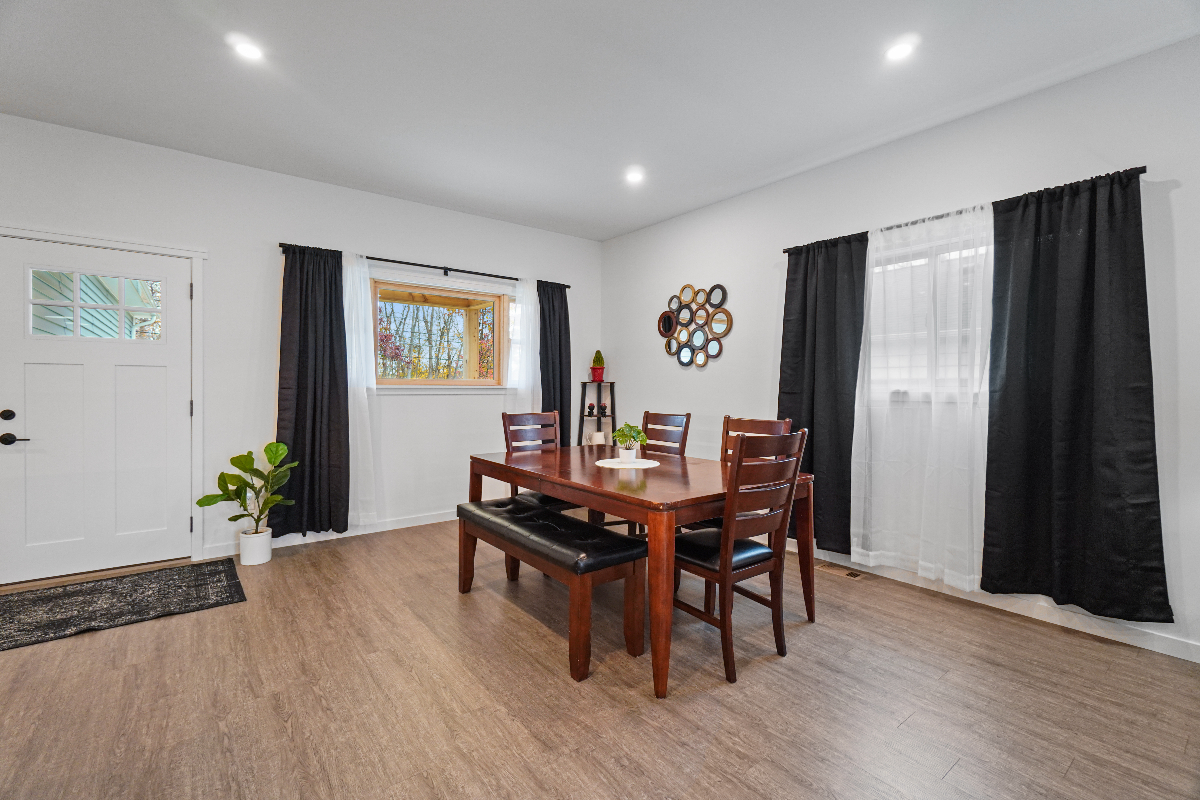 23603 Sprague Rd - Photo 4