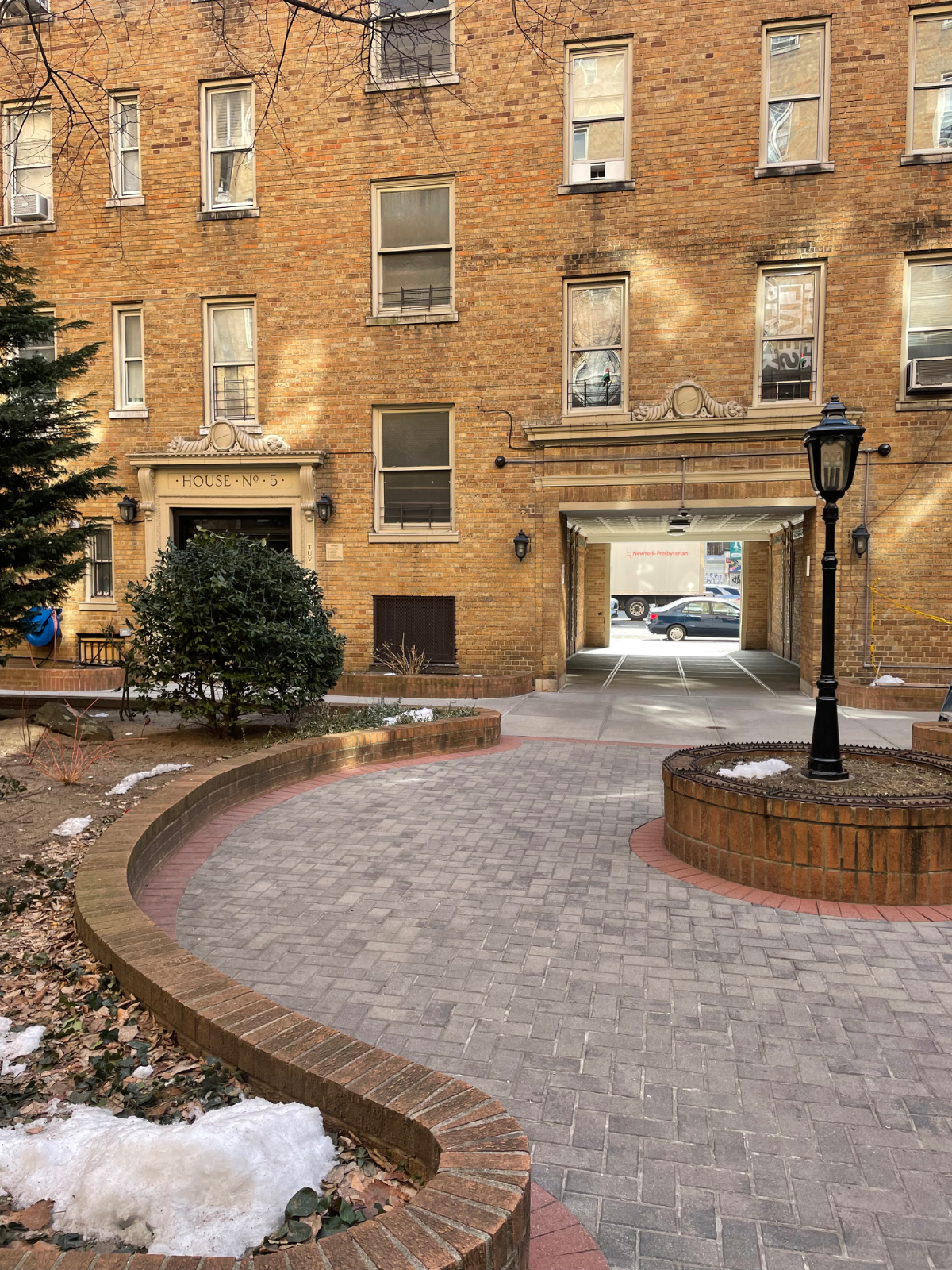 INWOOD- furnished apartment - Photo 3