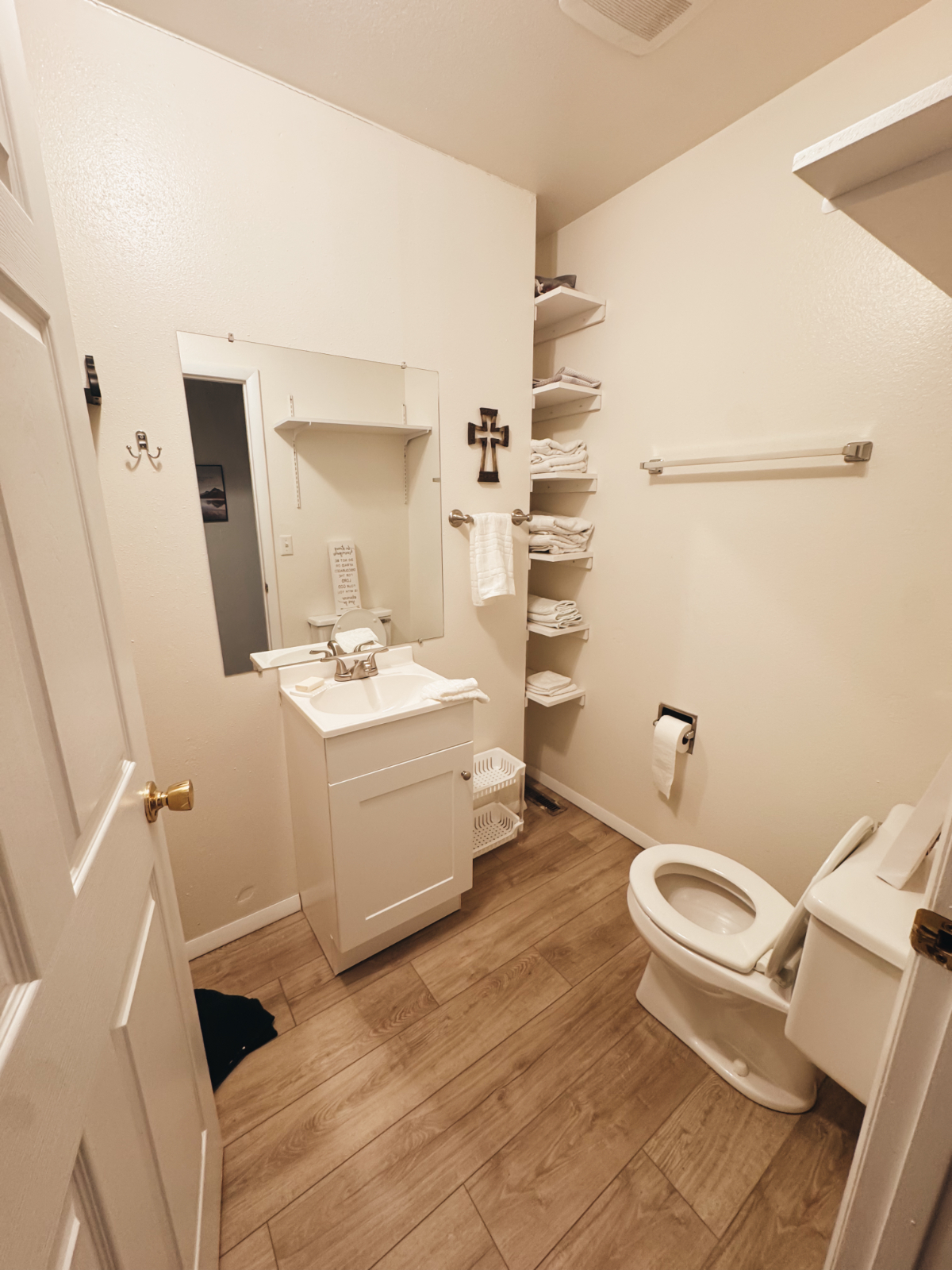 Quiet Attached Apartment - Photo 12