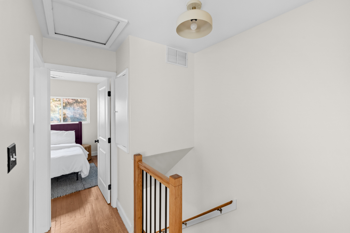 Room Rental Minimalist Escape Brookland, D.C. - Photo 2