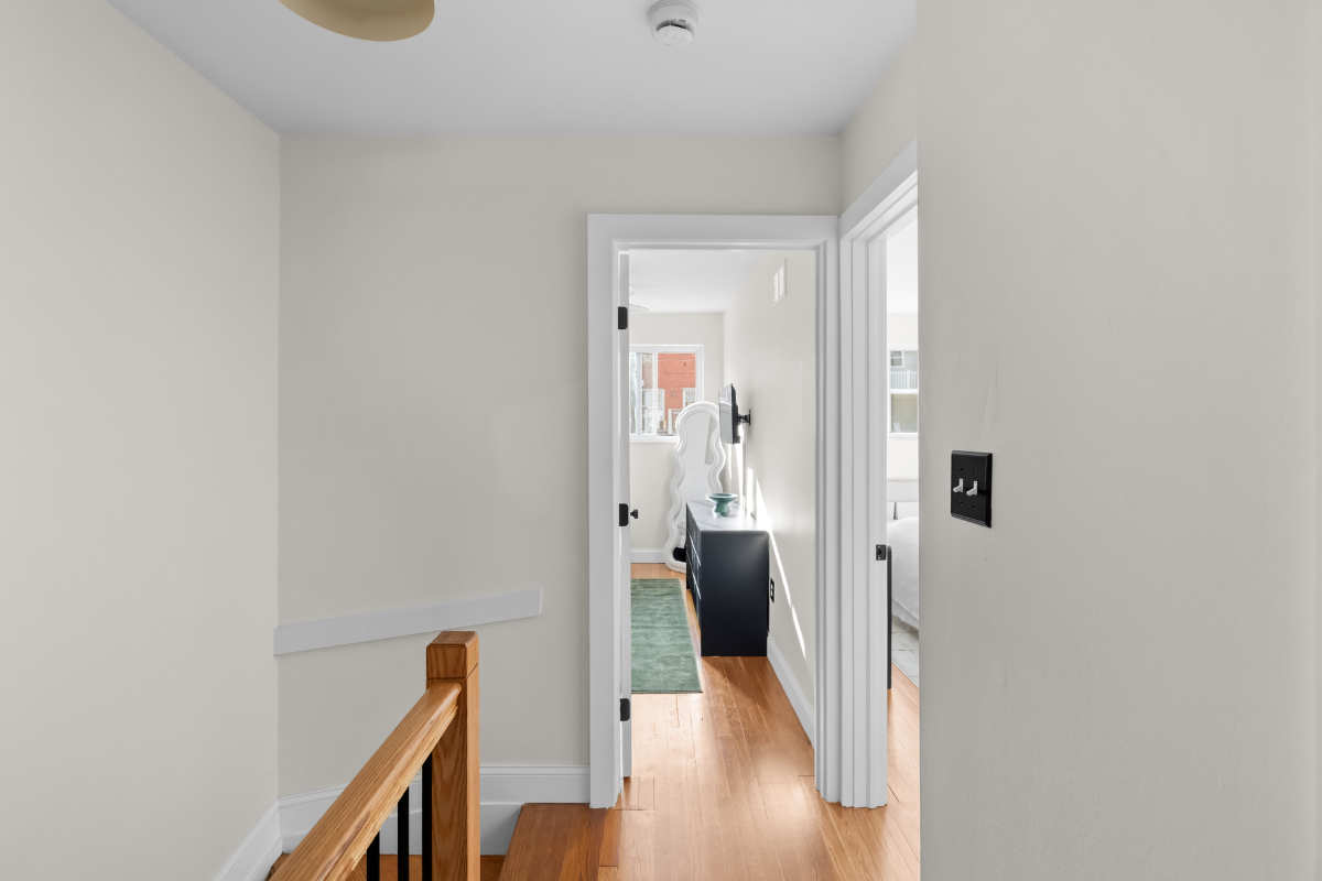 Room Rental Minimalist Escape Brookland, D.C. - Photo 3