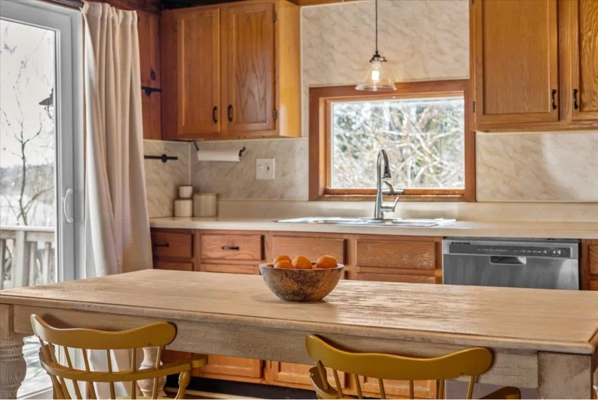 Come stay at LIttle Red Cabin - Photo 4
