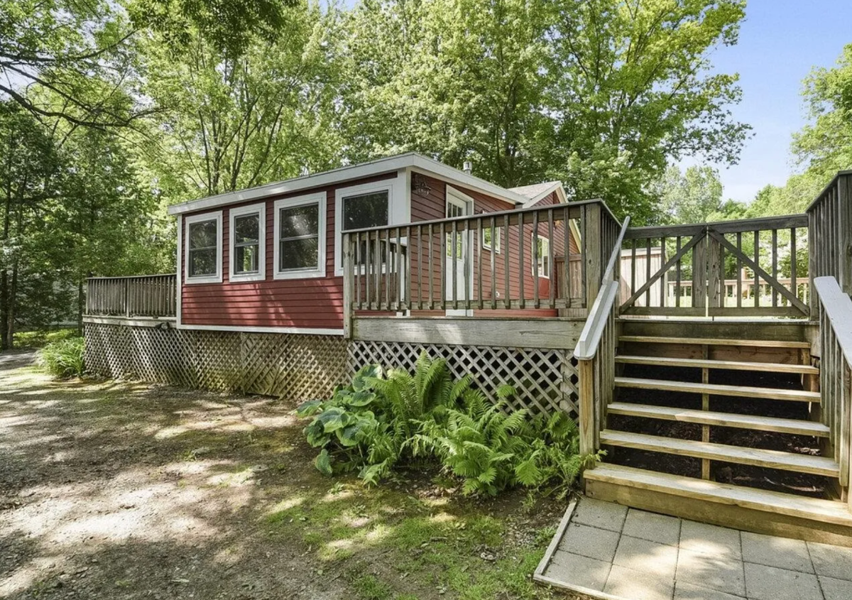 Come stay at LIttle Red Cabin - Photo 2