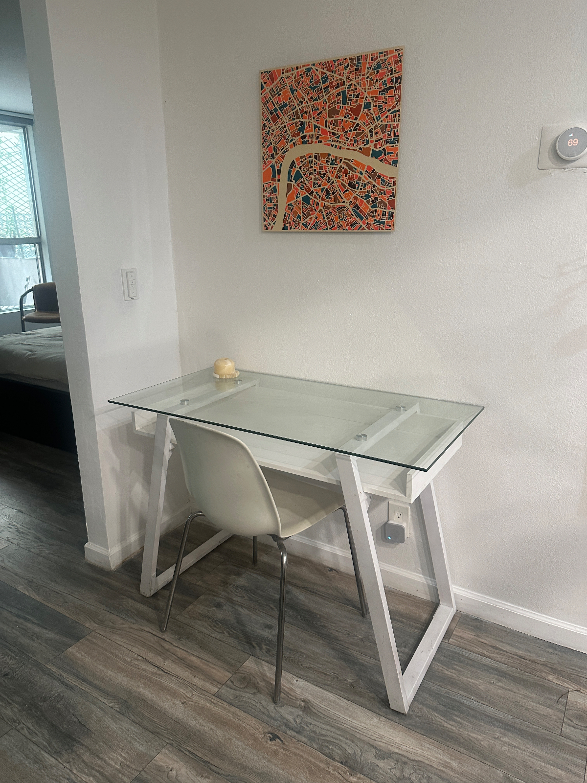 Condo in the heart of Hollywood - Photo 2