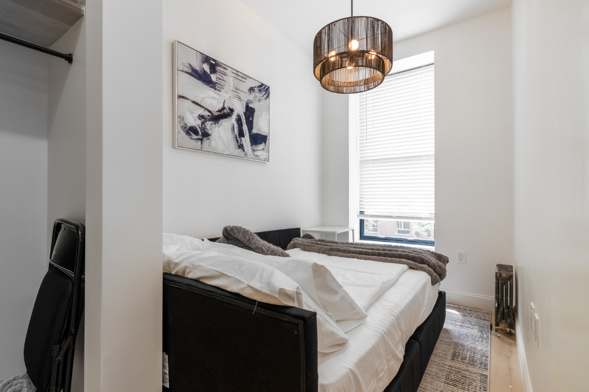 Brooklyn Private Room with Bath/5 min walk to... - Photo 10