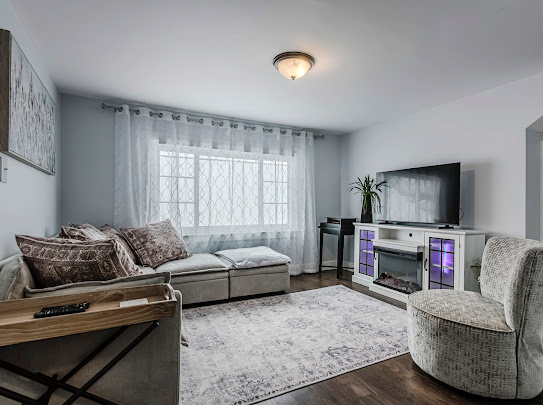 Bright and Comfortable Apartment Near... - Photo 4