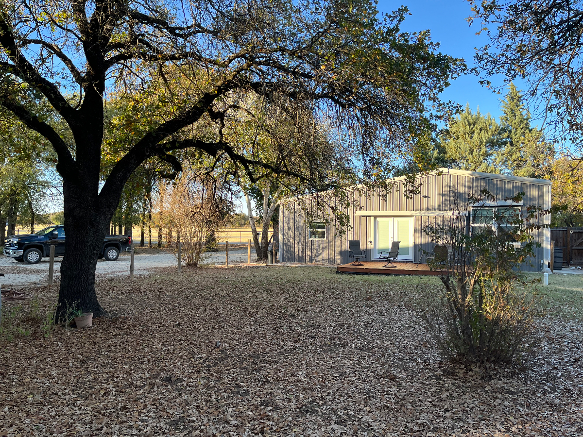 Paradise in the Oaks - Photo 1
