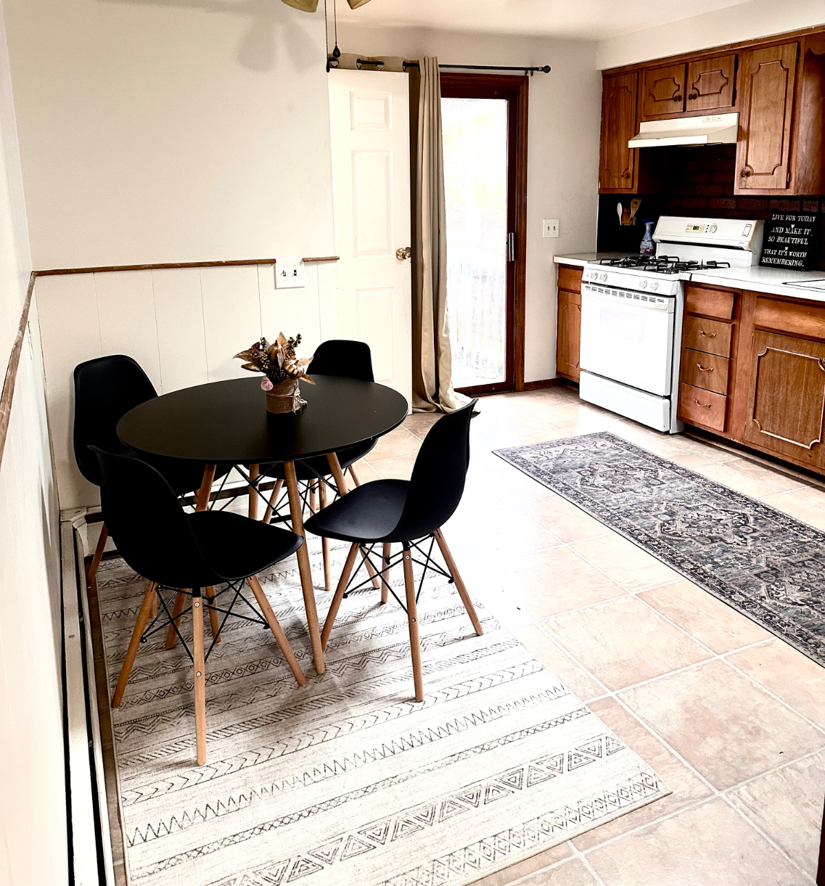 Spacious Quiet Cozy 2 Bed1Bath - Photo 4