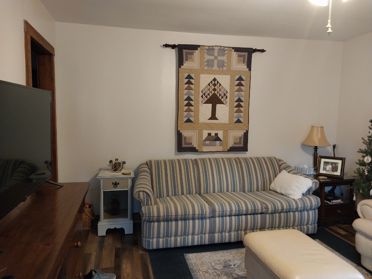 Creekside Cabin Getaway - Photo 8