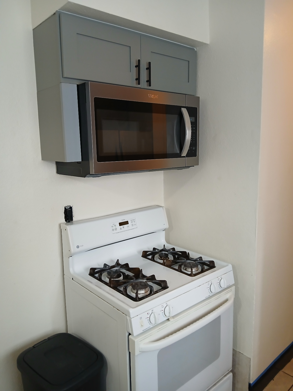 Fully Remodeled 1-Bedroom Retreat with New... - Photo 3