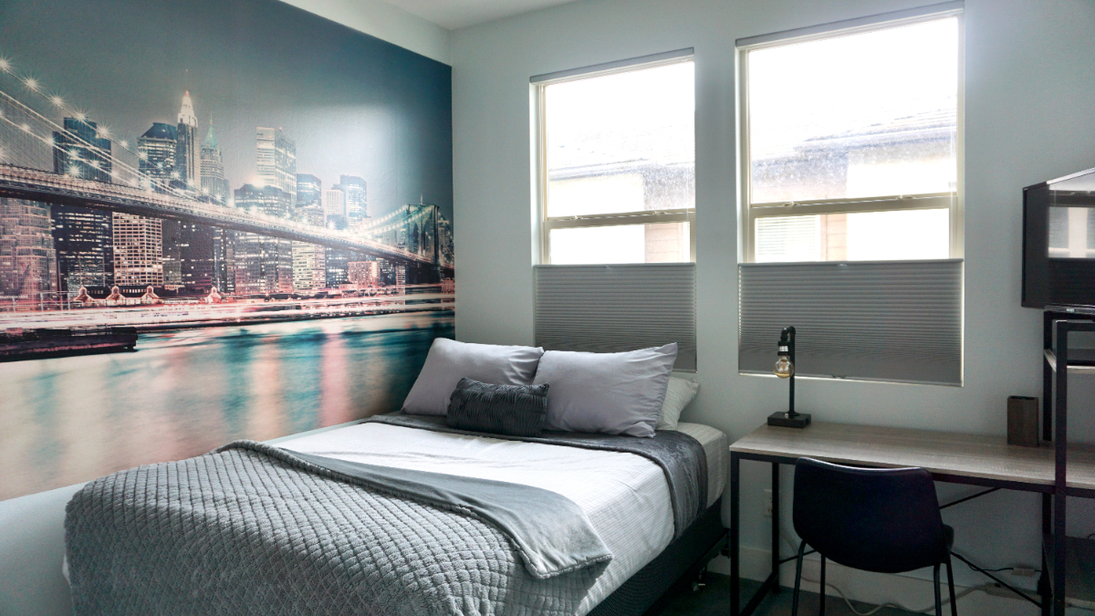 Cityscape in Civita Park - Private Room in Central San Diego - Photo 1