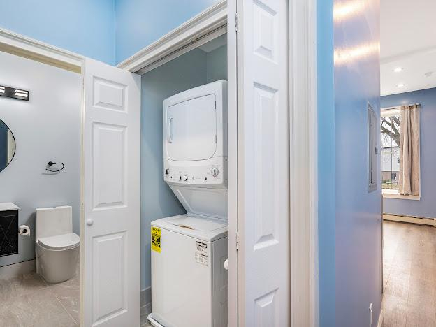 Updated First-Floor Apartment with Modern Finishes & Open Layout -- Albany's Prime Location - Photo 5