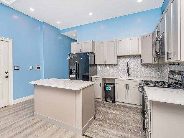 Updated First-Floor Apartment with Modern Finishes & Open Layout -- Albany's Prime Location - Photo 2