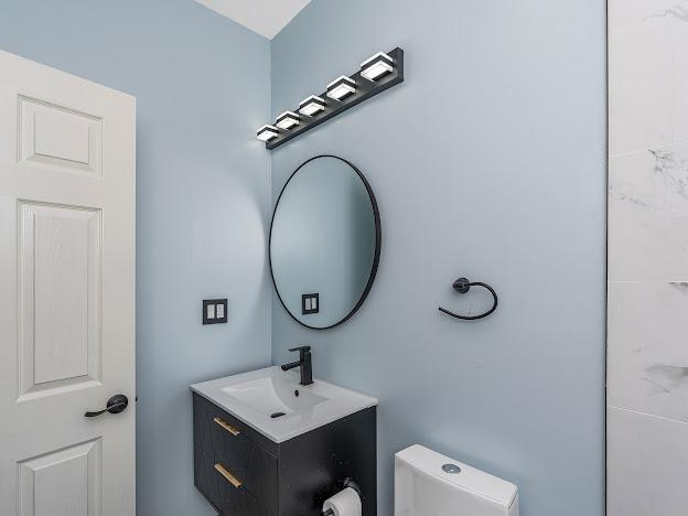 Updated First-Floor Apartment with Modern Finishes & Open Layout -- Albany's Prime Location - Photo 7