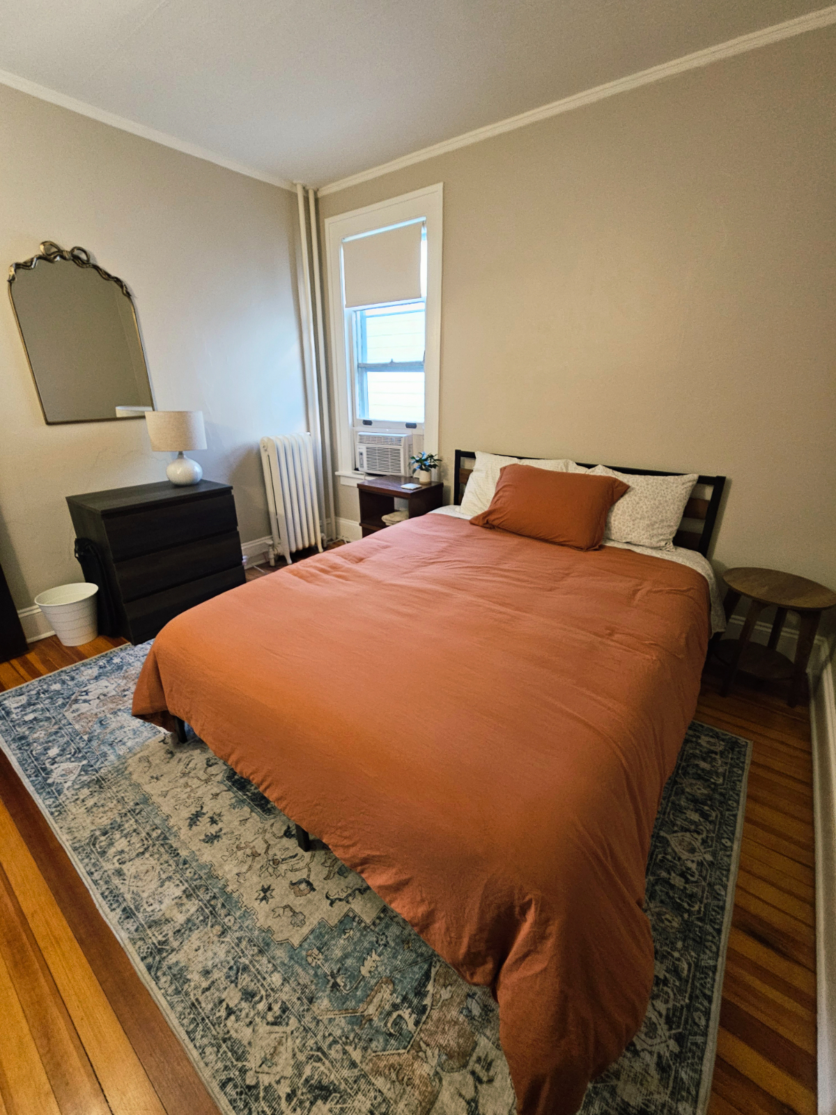 Furnished queen bedroom near UAlbany, Albany Med - Photo 11