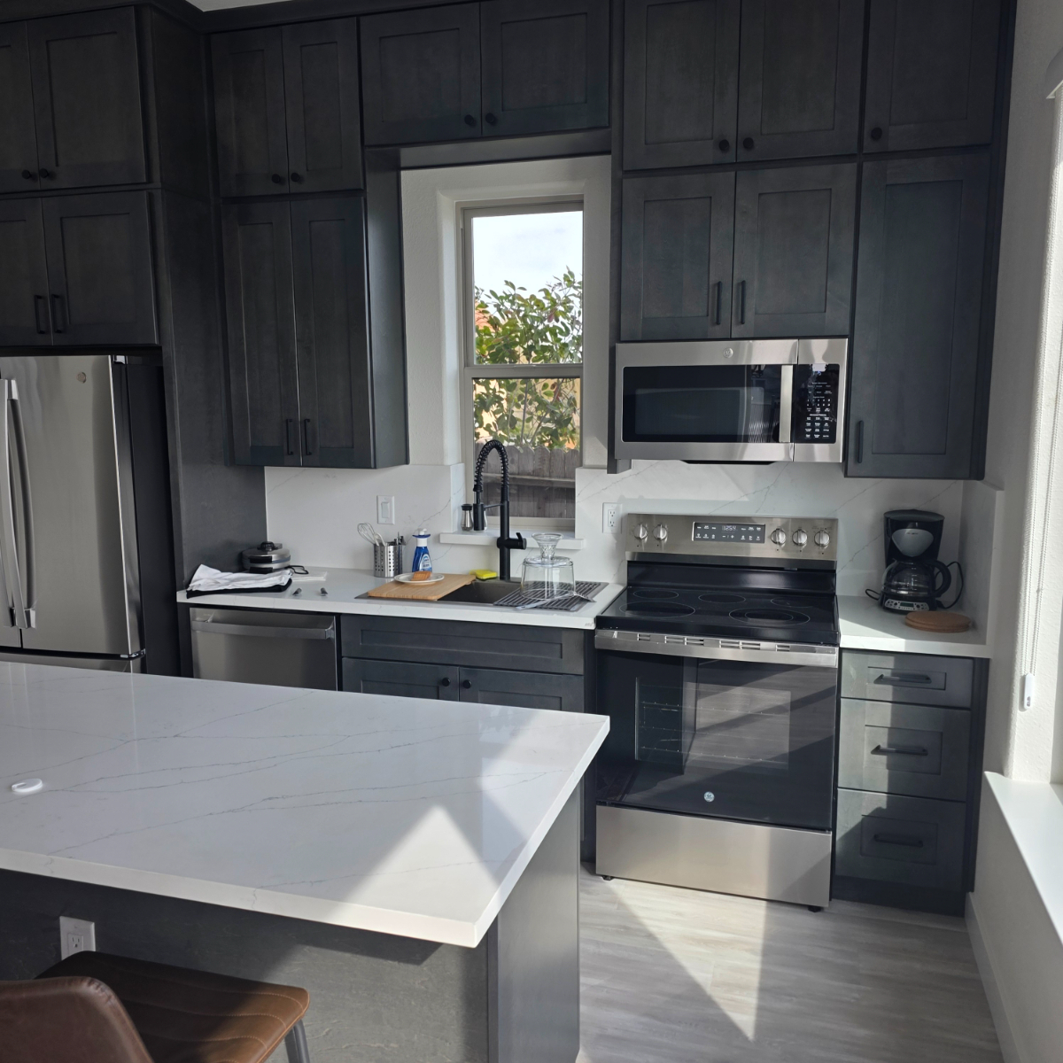 Peaceful Lakefront ADU- Modern, Cozy, and Fully Equipped