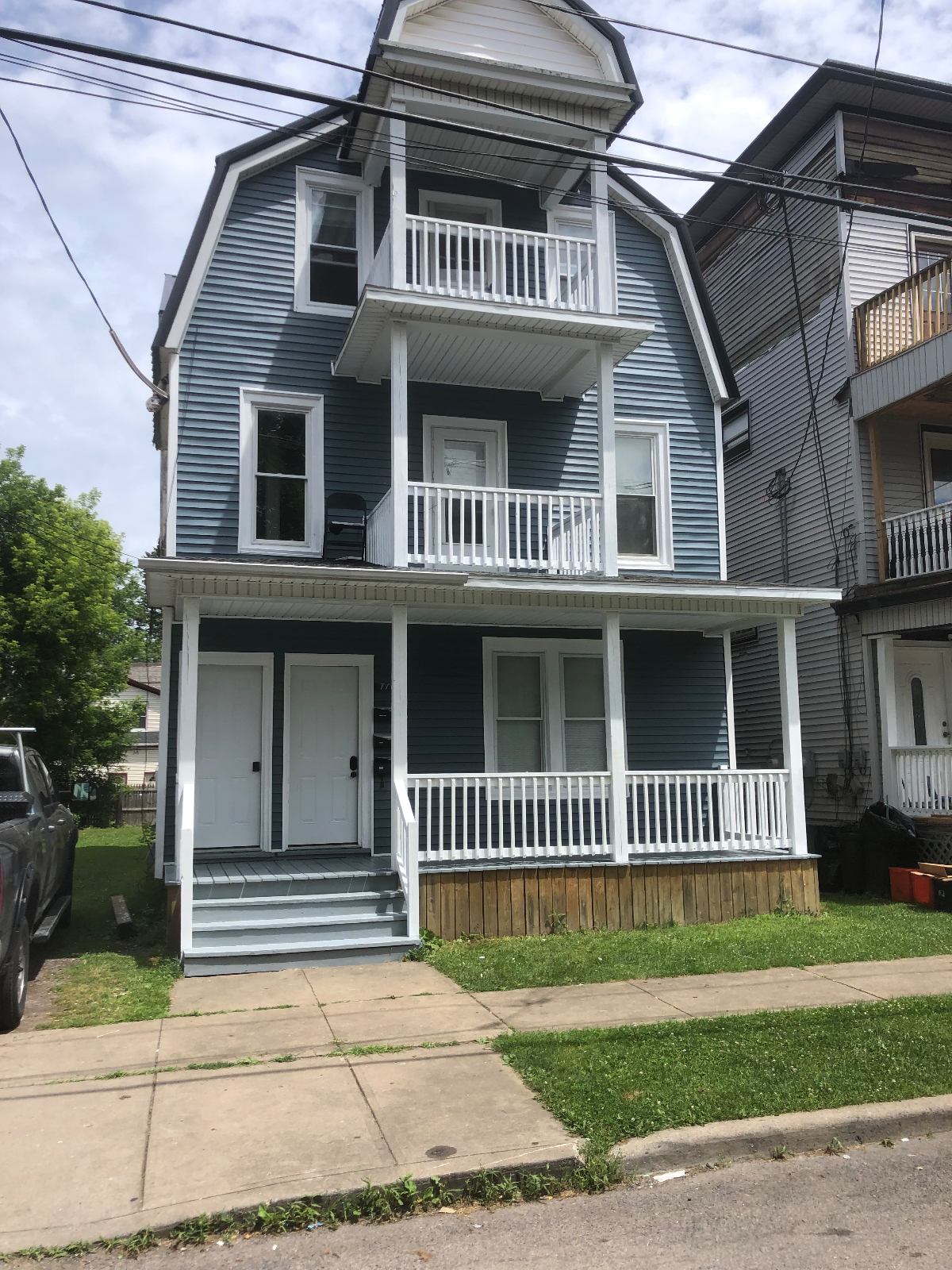 Newly Renovated. Washer/Dryer in Unite. Close to Major Hospitals - Photo 1