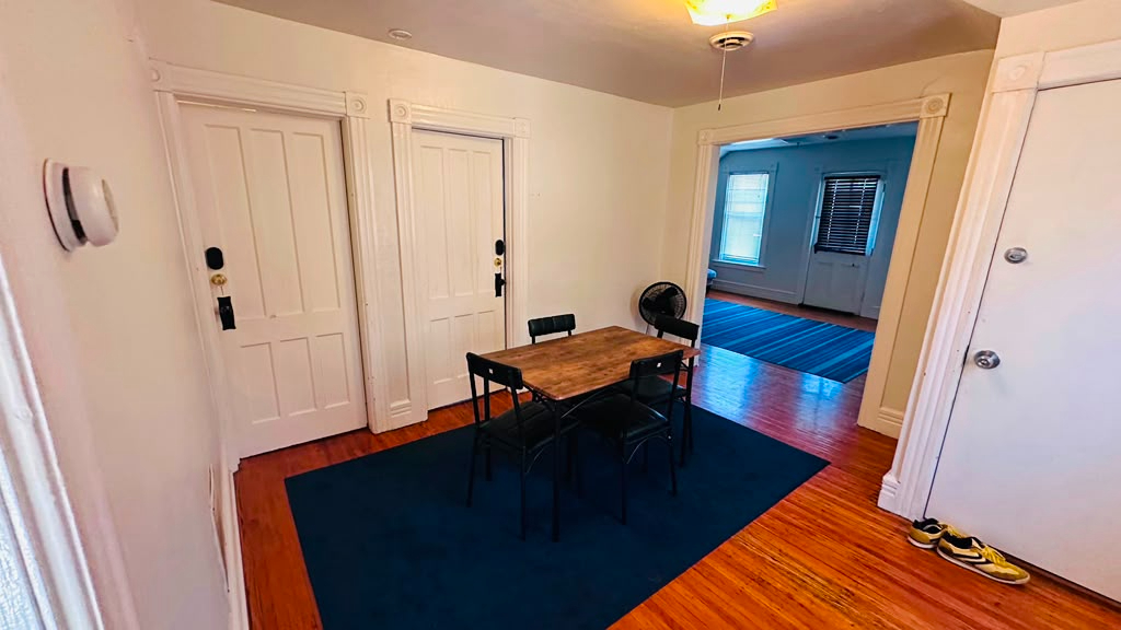 Newly Renovated. Washer/Dryer in Unite. Close to Major Hospitals - Photo 4