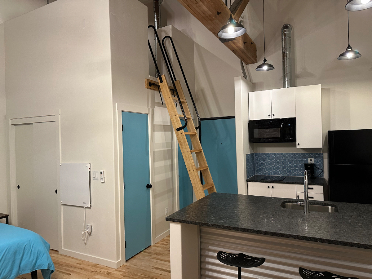 Incredible Industrial Studio Loft in the Heart of Downtown Redmond - Photo 2
