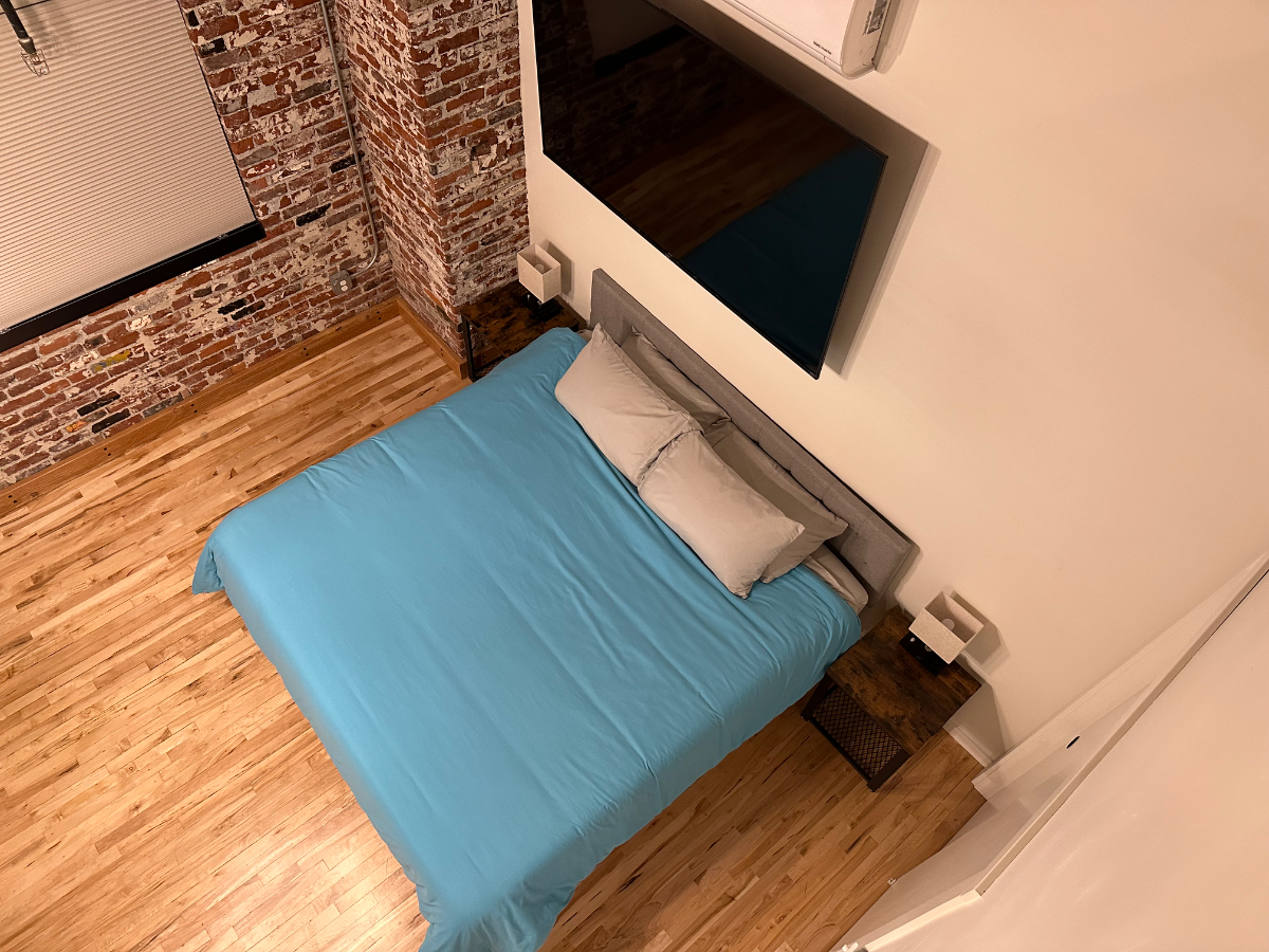 Incredible Industrial Studio Loft in the Heart of Downtown Redmond - Photo 3