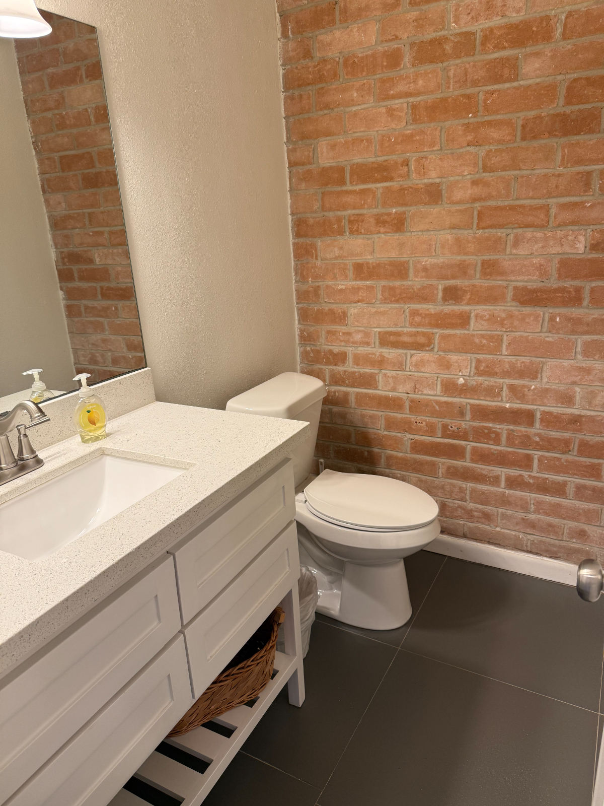 Min to SpaceX, LNG & Port | 3BR Townhome w/ Community Pool & 4-Car Parking - Photo 4