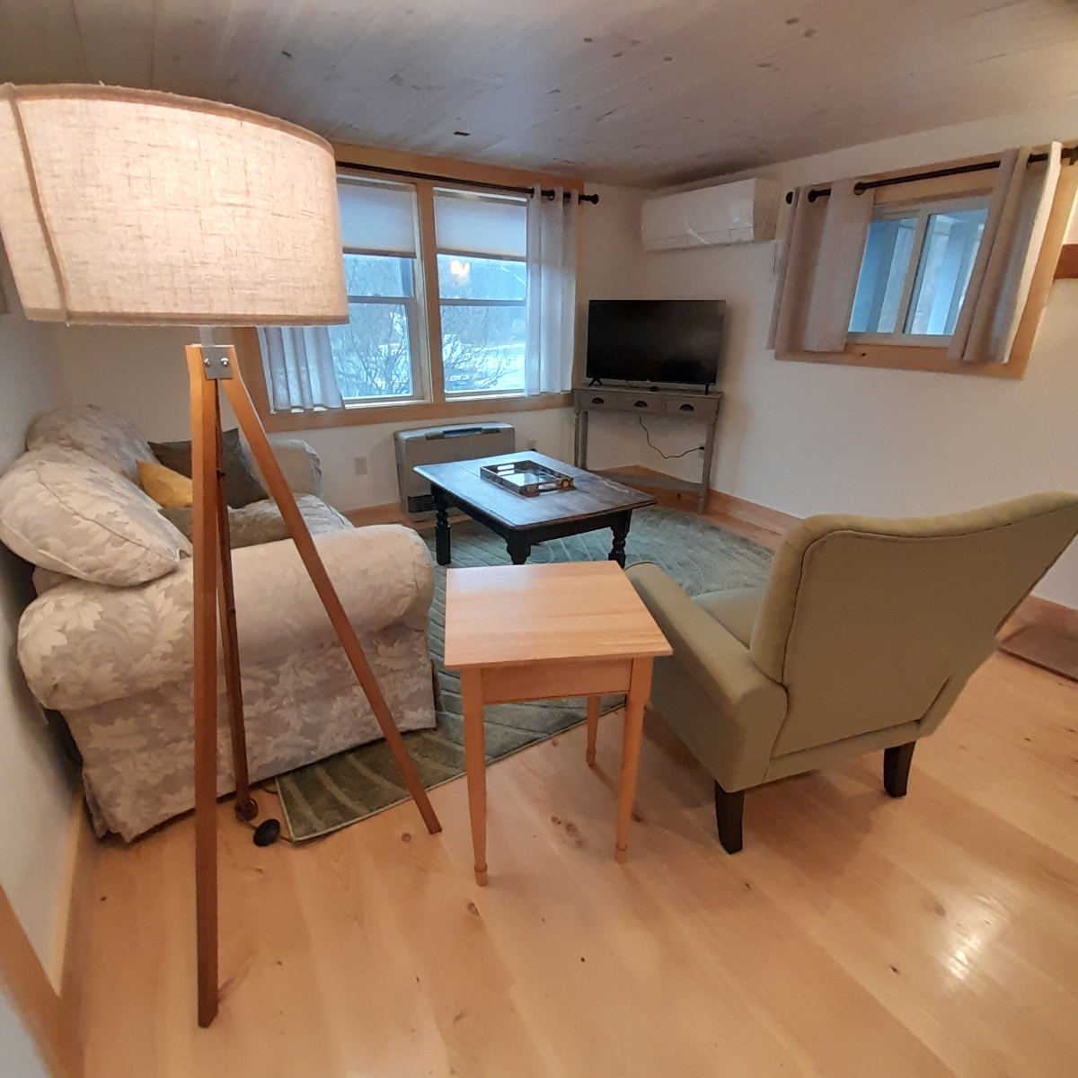 Brandon Country Cottage - Photo 2