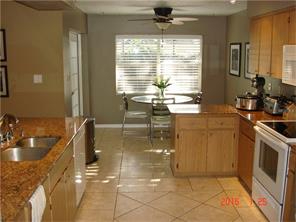 Furnished house on cul-de-sac, pet friendly - Photo 5