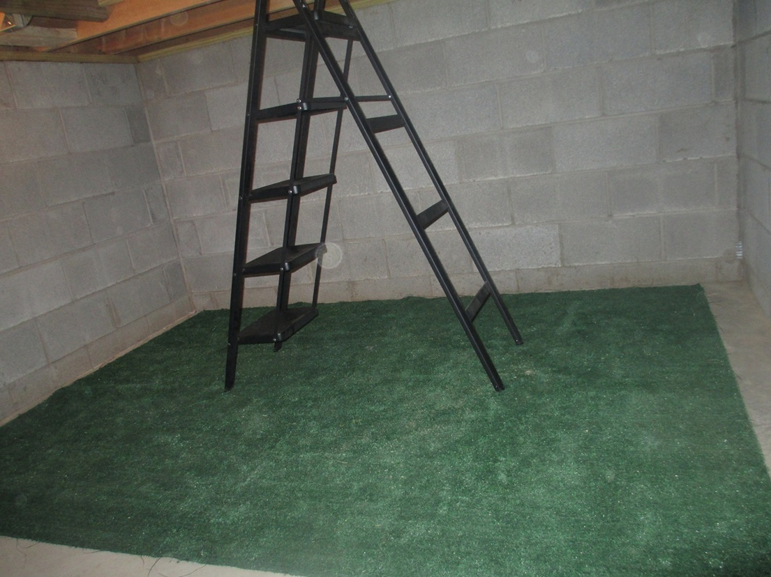 Private room with private full bath, private kitchenette, private entrance, private  parking. - Photo 11