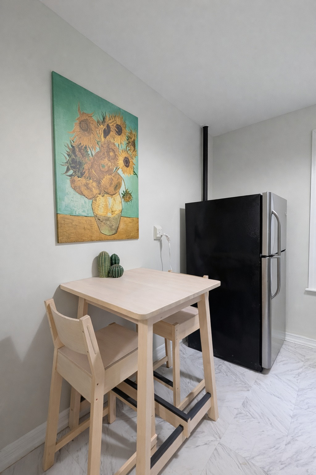 Fully furnished housing for medical students, residents, fellows, physicians, and healthcare profess - Photo 5