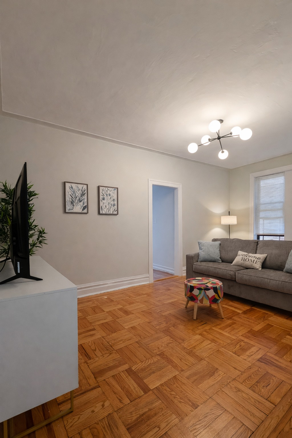 Fully furnished housing for medical students, residents, fellows, physicians, and healthcare profess - Photo 9