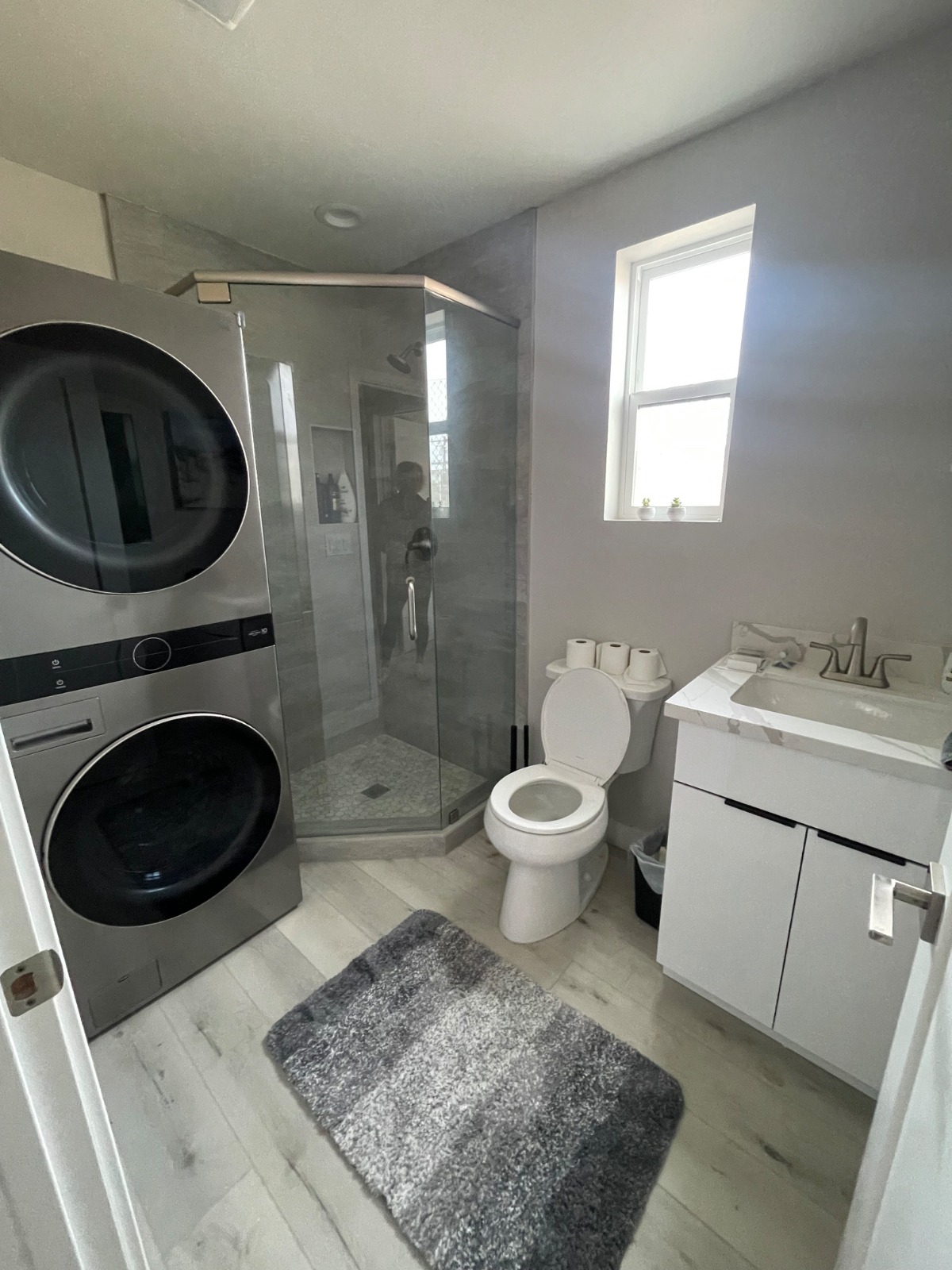 2787 MARKET STREET - BRAND NEW BUILD (MODERN/GORGEOUS) 2BR/1BA, PARKING, W/D IN UNIT - Photo 4