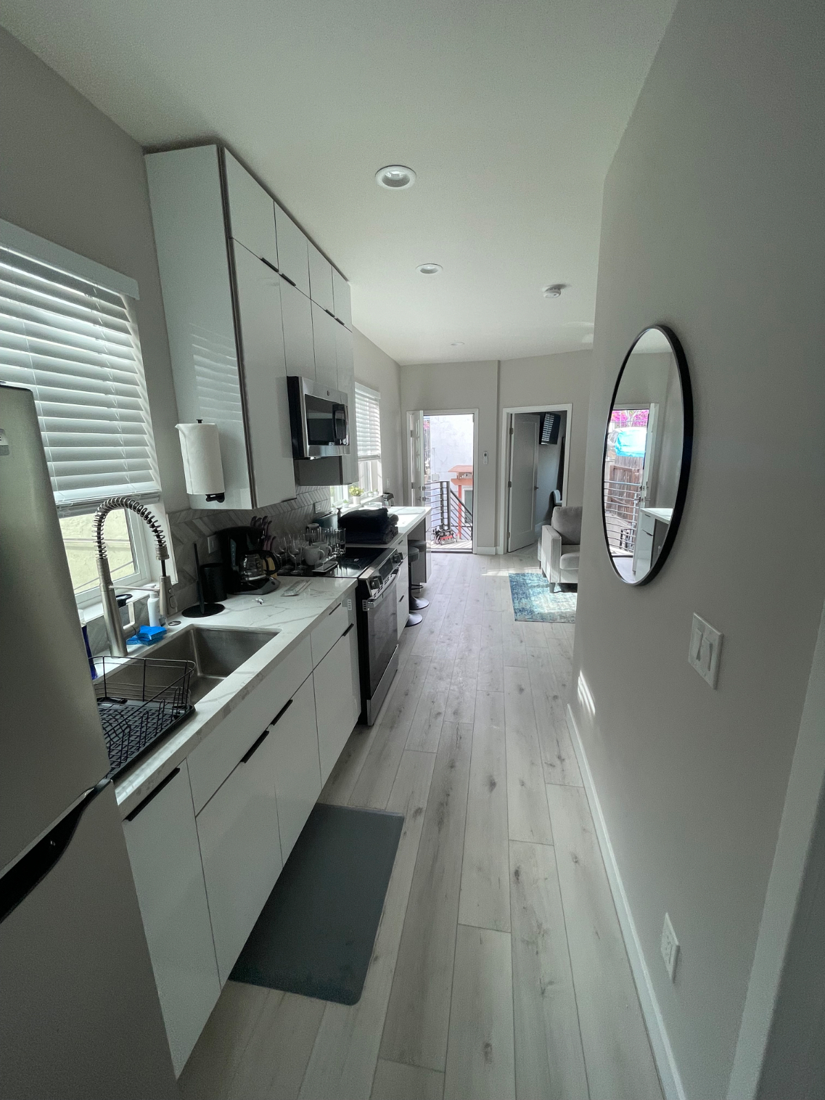 2787 MARKET STREET - BRAND NEW BUILD (MODERN/GORGEOUS) 2BR/1BA, PARKING, W/D IN UNIT - Photo 5