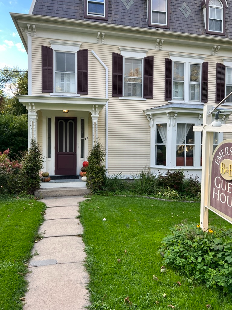 2-bedroom, 2-bath apartment in downtown Vergennes - Photo 6