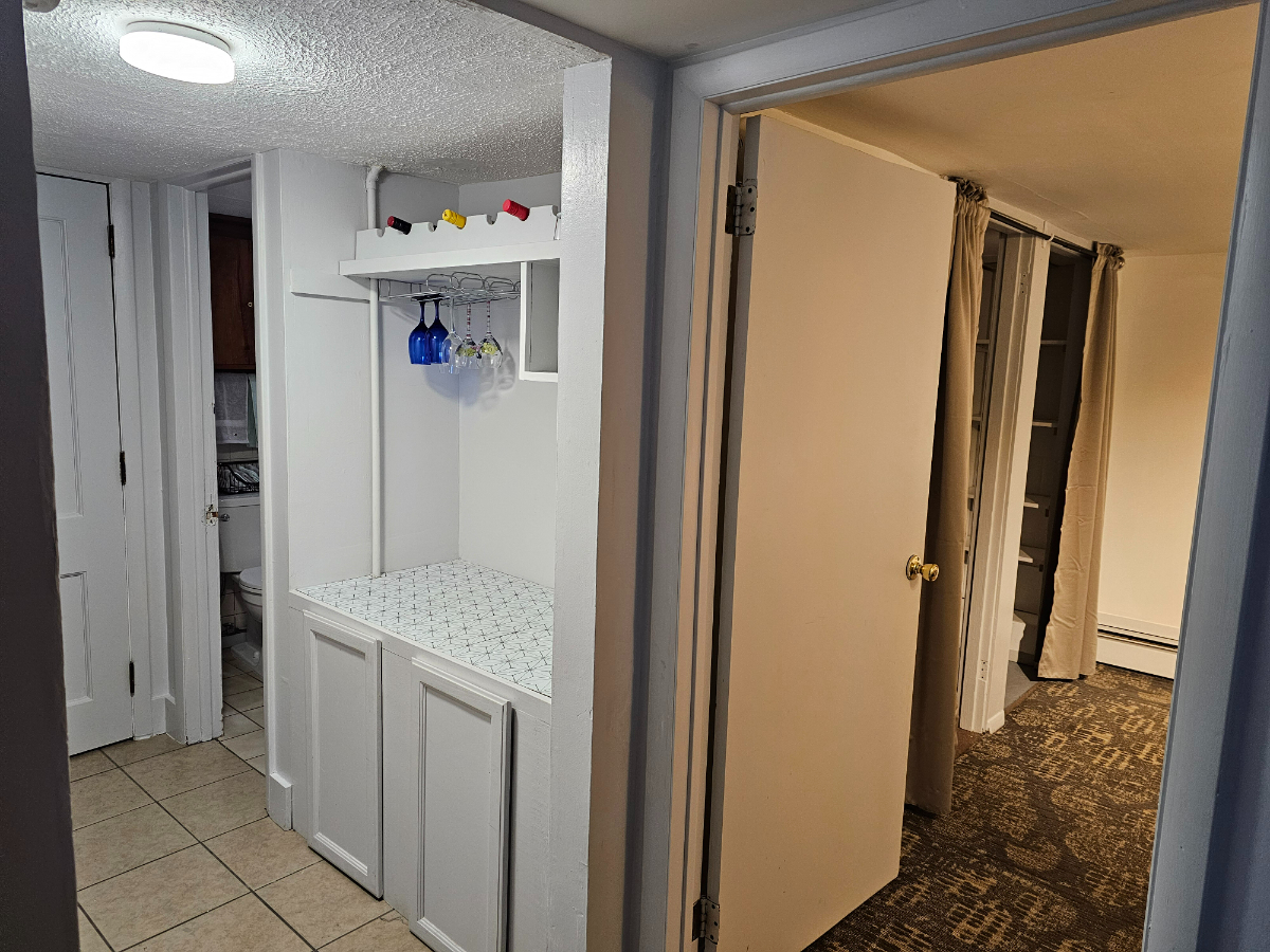 2 bedroom  cozy, safe,  private apartment - Photo 10