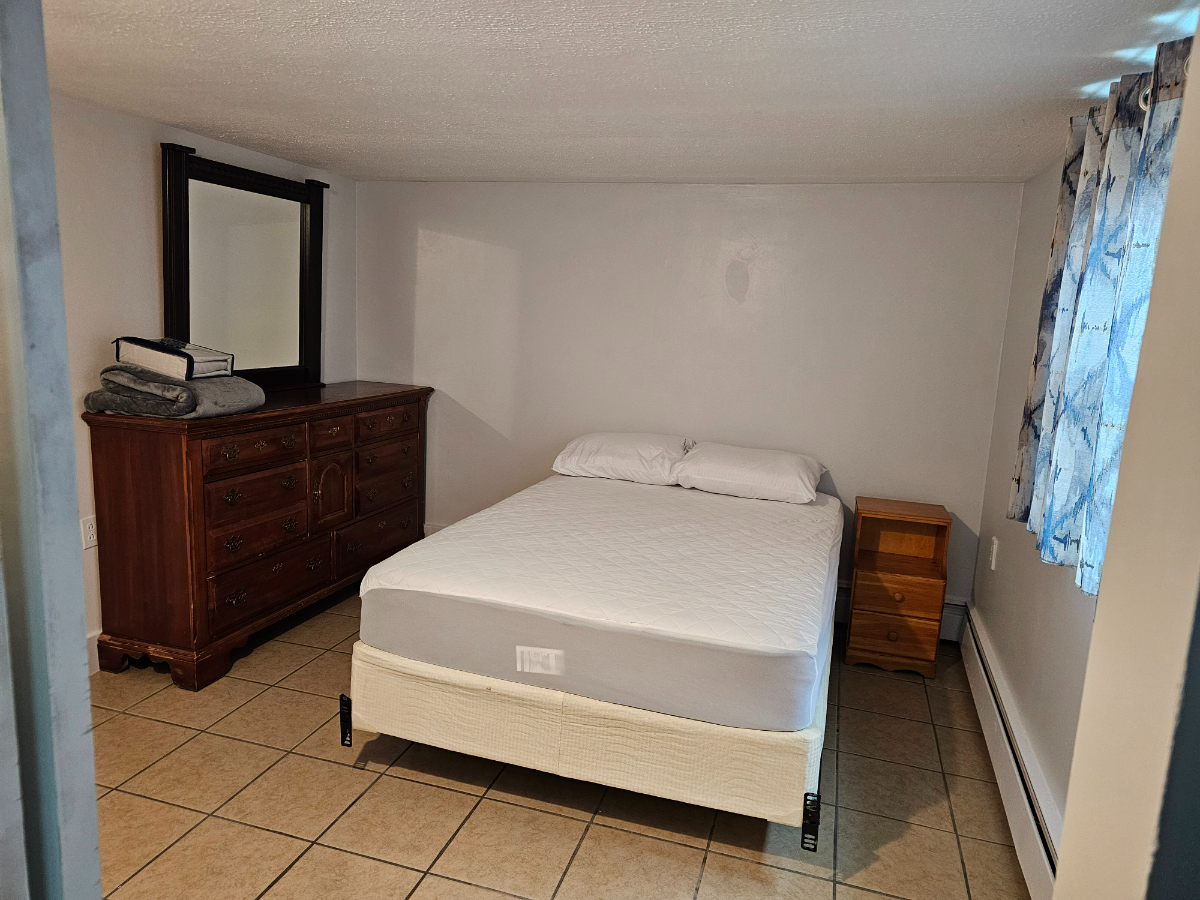 2 bedroom  cozy, safe,  private apartment - Photo 11