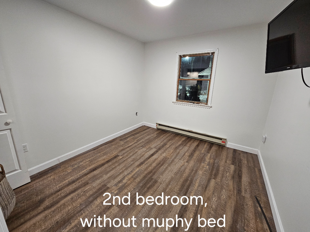 Condo by the beach and downtown - Photo 12