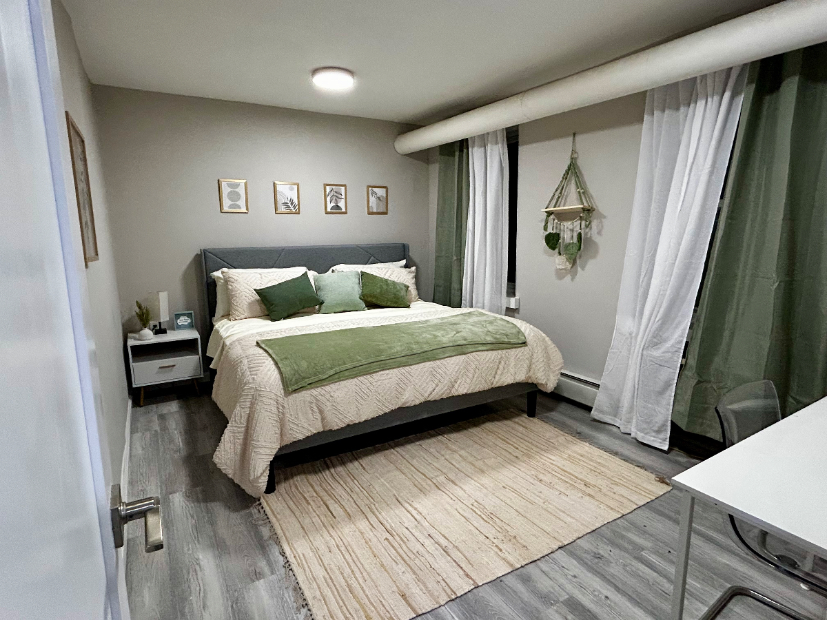 Cozy & newly renovated home Close to Hospitals and 20 Mins to NYC 601 - Photo 8