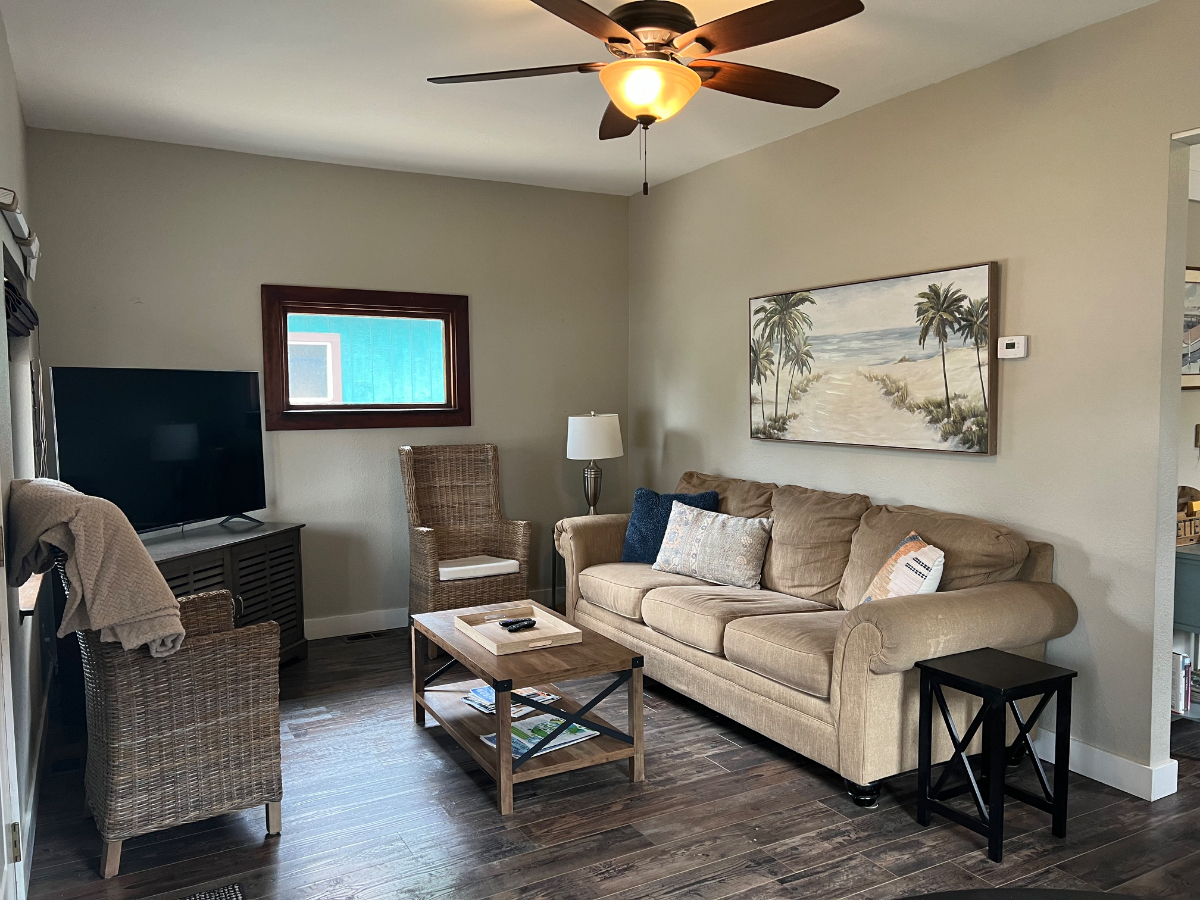 Downtown Bend Cottage - walkable to River, Downtown and Old Mill - Photo 4