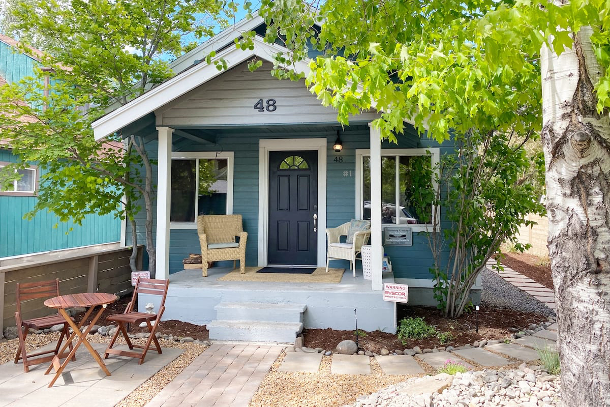 Downtown Bend Cottage - walkable to River, Downtown and Old Mill - Photo 1