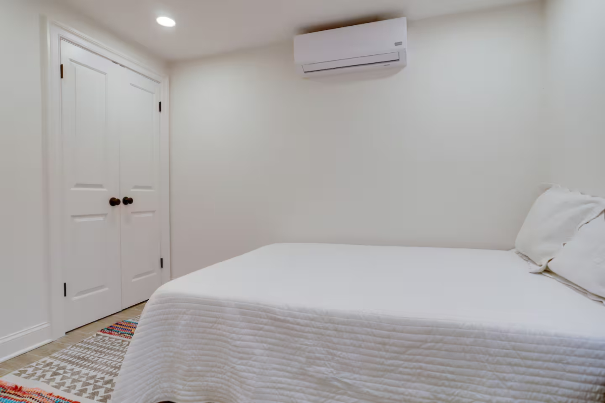 Modern 1-Bedroom Basement Apartment with Updated Interiors and Easy Access to DC, Maryland & Norther - Photo 10