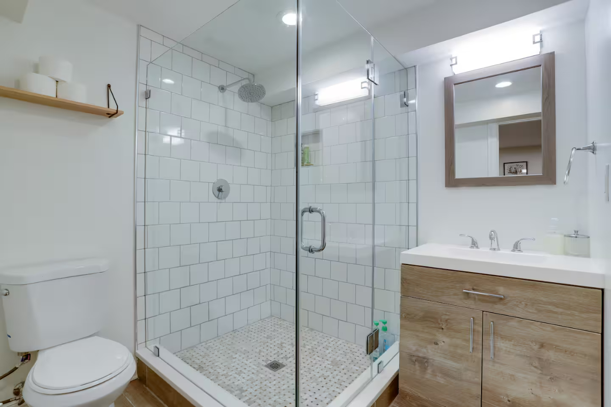Modern 1-Bedroom Basement Apartment with Updated Interiors and Easy Access to DC, Maryland & Norther - Photo 5