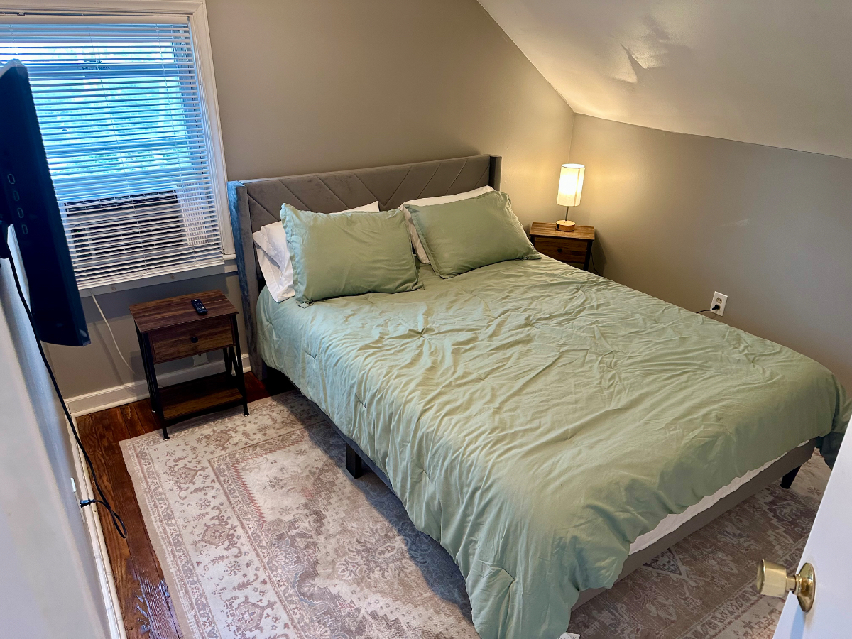 1 Bed/1 Bath Full Apartment in Park Ave - Photo 3