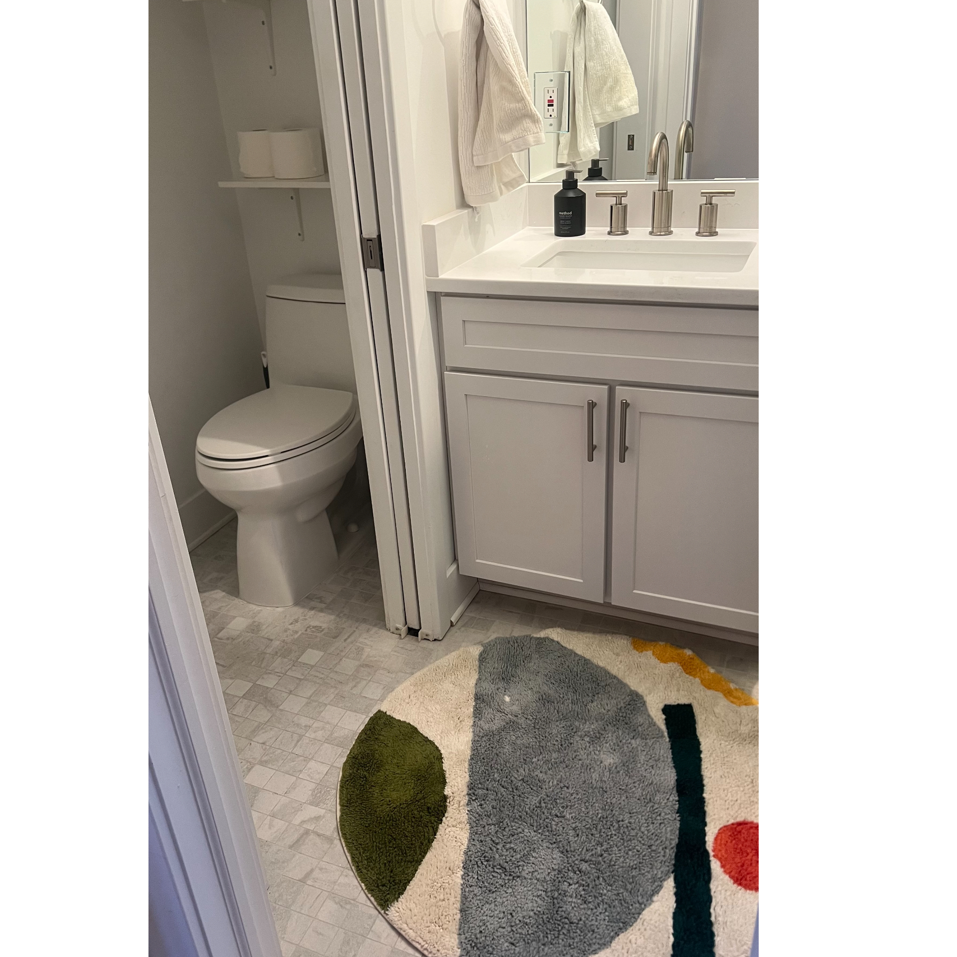 Your own private space with access to the full spacious house, parking - Photo 4