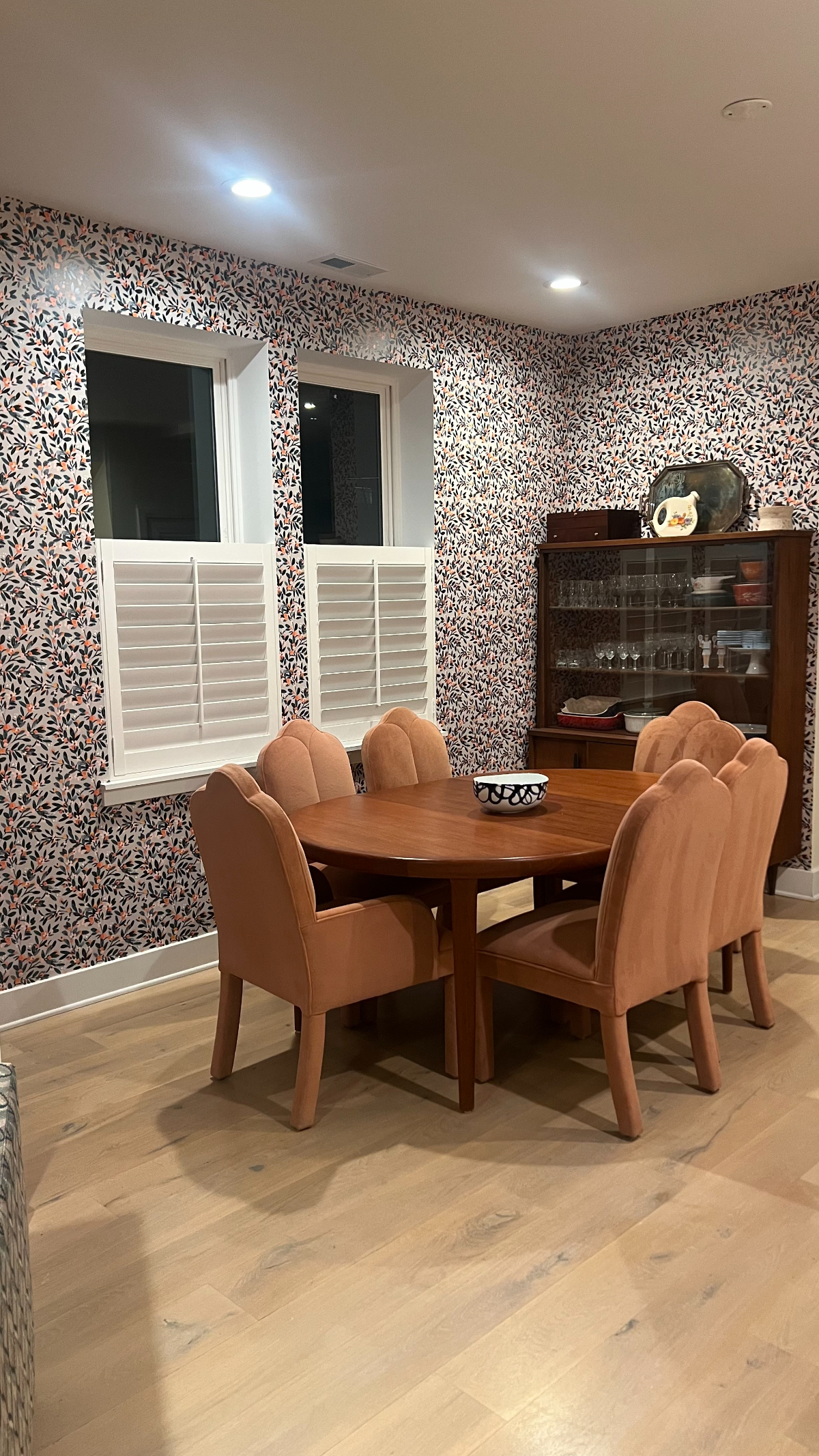 Your own private space with access to the full spacious house, parking - Photo 8