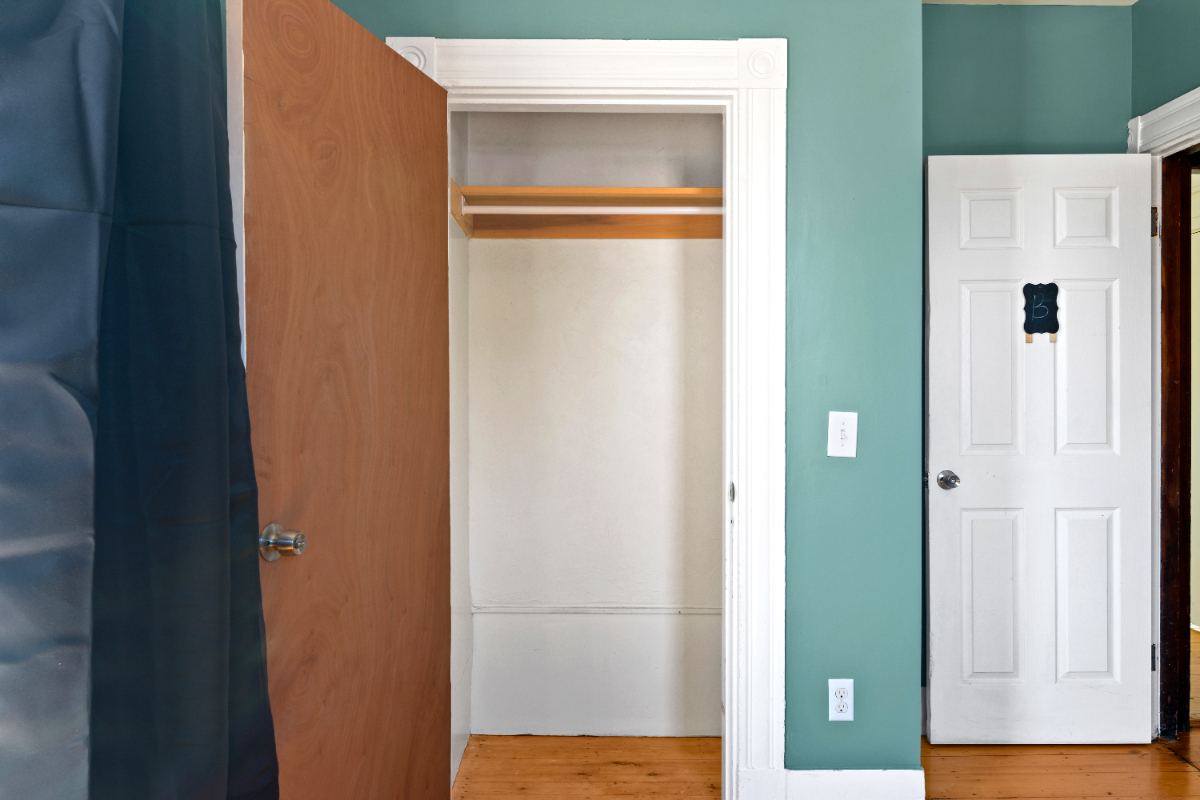 Private Bedroom in Central Square 588 B - Photo 2