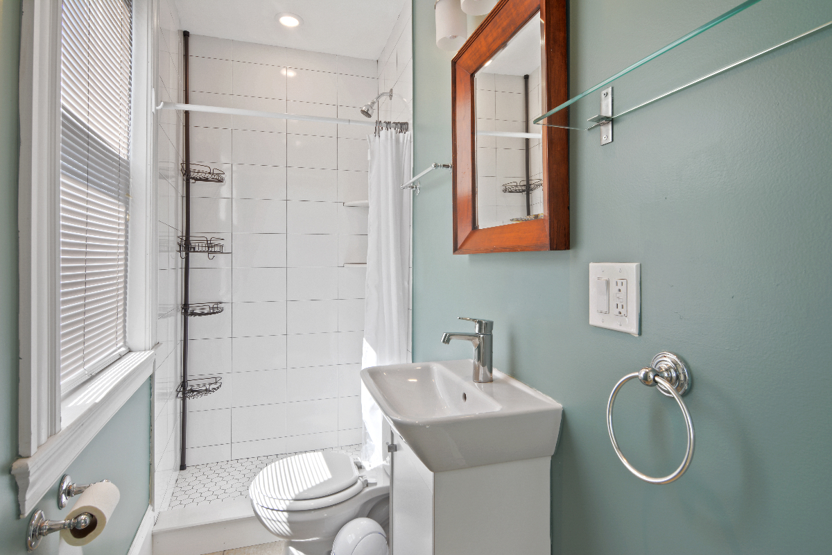 Private Bedroom in Central Square 588 B - Photo 9