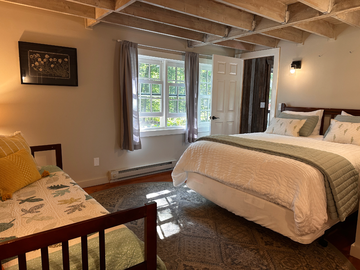 Cozy Vermont Cabin - Photo 6