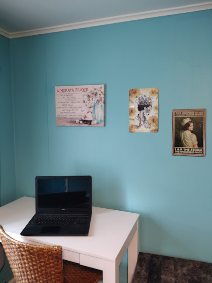 A Home Away - Photo 3