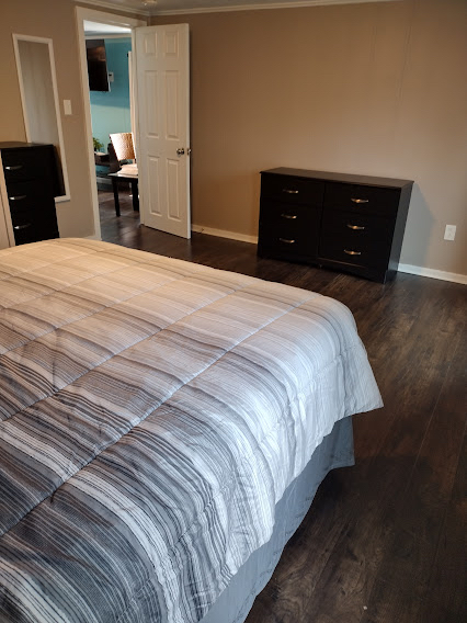 A Home Away - Photo 8